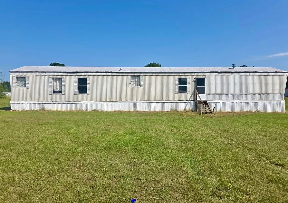 3 bed, 1280 sqft, $850 — Photo 4