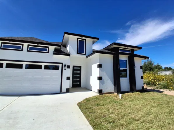 589 Road 5107, Cleveland, TX 77327