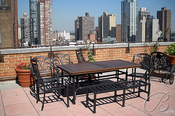 Sold by Bellmarc Realty | media 9