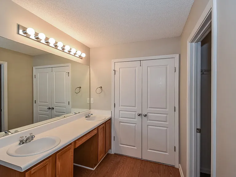 57 Darbys Run Ct — Photo 10