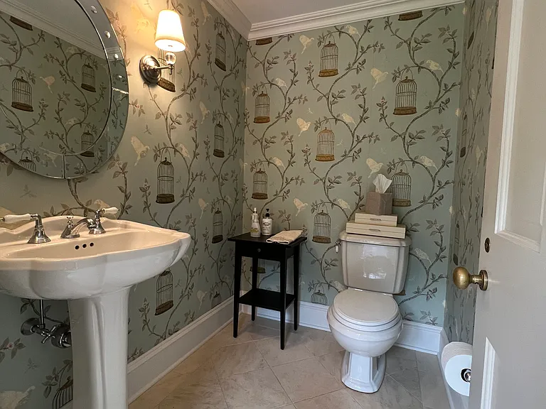 120 Merwins Ln — Photo 14