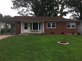 4465 Mohegan Dr, Saint Louis, MO