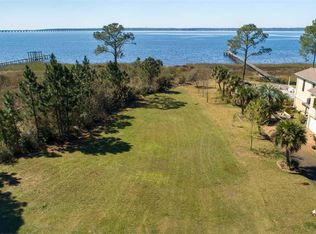 4761 Bayside Dr, Milton, FL 32583