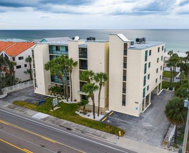 1300 Gulf Blvd APT 202, Indian Rocks Beach, FL, 33785