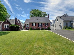 60 Merritt Ave, Dumont, NJ 07628