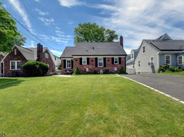 60 Merritt Ave, Dumont Boro, NJ 07628