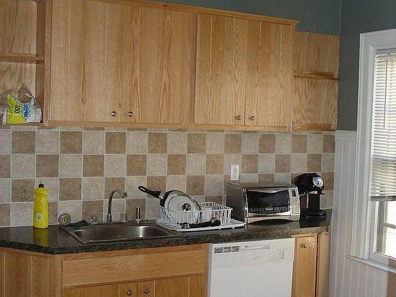 3rd image of 202 Hughes Ave