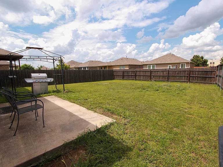 278 Stella Gold St — Photo 24