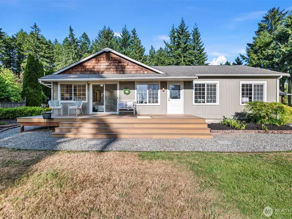 1851 NW Saenz Lane, Bremerton, WA 98311