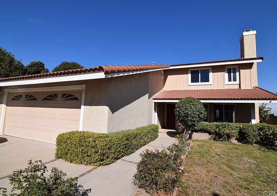 1st image of 3009 Oakwood Ln