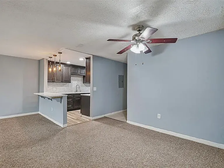 1695 Lee Road E215 — Photo 21