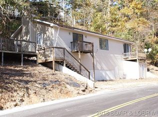 423 Susan Rd, Lake Ozark, MO 65049