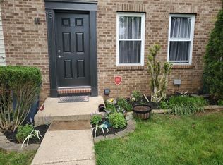 15 Running Ct, Essex, MD 21221