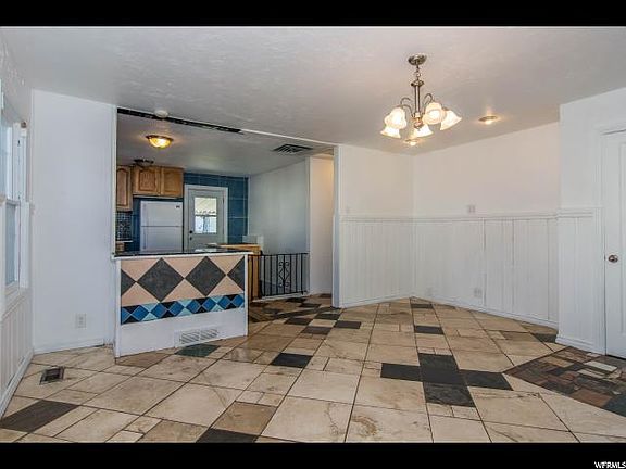 4th image of 1087 S Remington Way