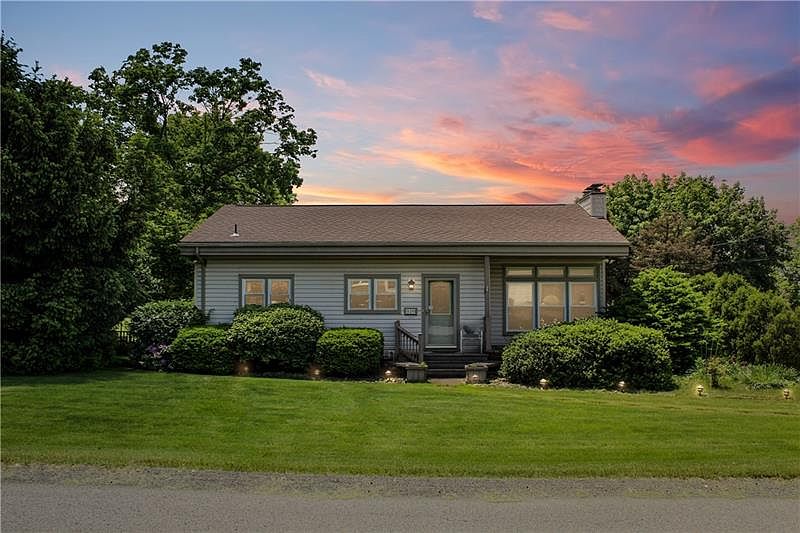 1st image of 520 Melvin Dr
