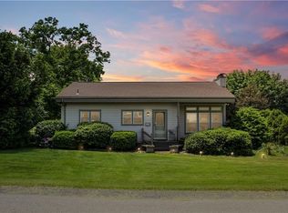 520 Melvin Dr, Greensburg, PA