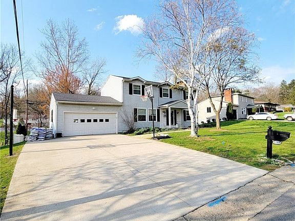 4th image of 1760 Buena Vista Dr