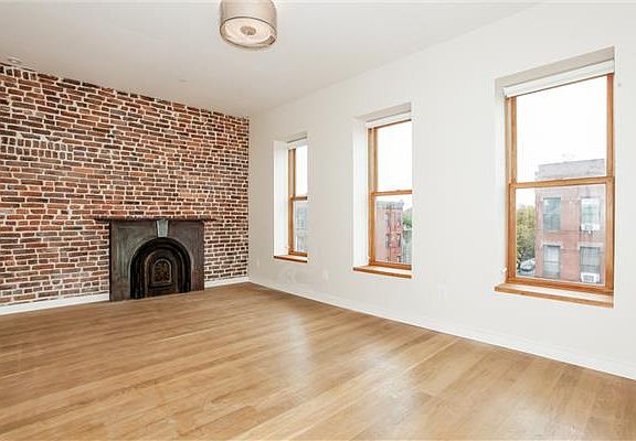 5th image of 440 Macdonough St APT 1