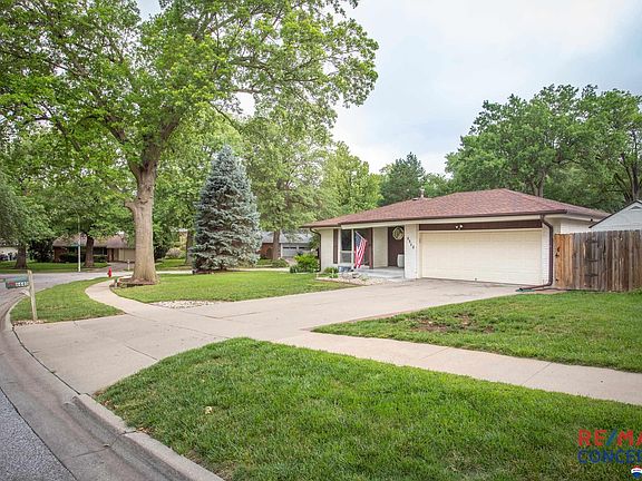 2nd image of 6640 S Bermuda Dr