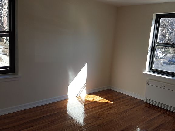 4th image of 21110 73rd Ave #2E