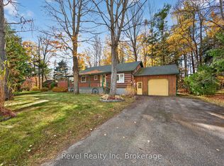 144 Trout Ln, Tiny, ON L9M0J1