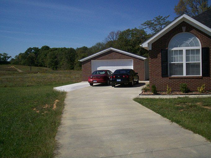 2nd image of 157 Chesapeake Trl