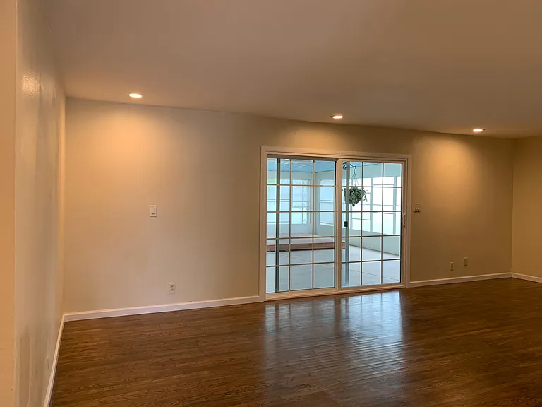 7652 Nancy Dr — Photo 5