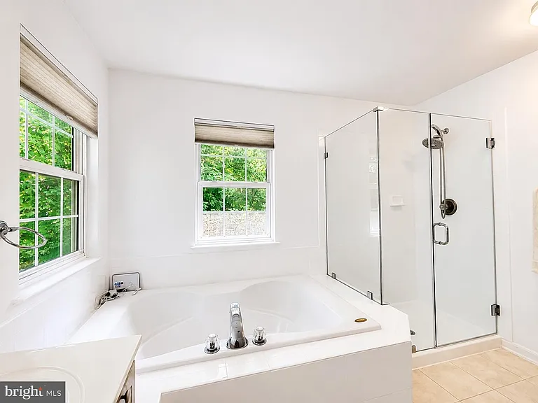 14047 Sable Ct — Photo 16