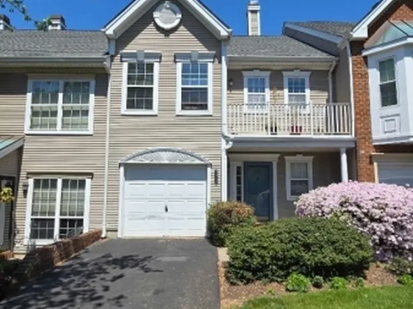 1105 Timberbrooke Dr, Bedminster, NJ 07921