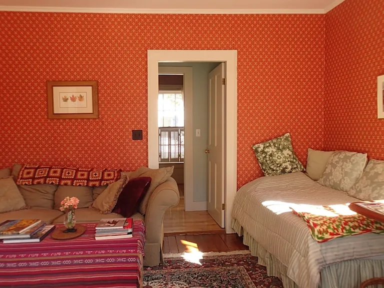 80 College St #2 — Photo 13