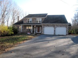 820 Locust Grove Rd, Middletown, PA 17057