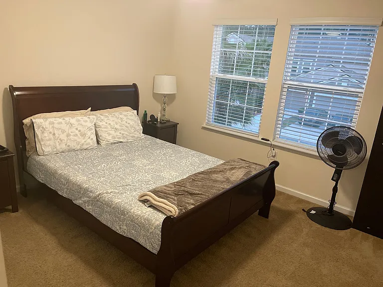 298 Servia Dr — Photo 13