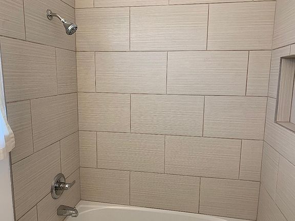 5th image of 10526 Langmuir Ave