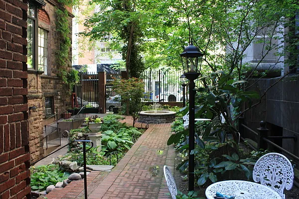 Rented by TurfNYC | media 10