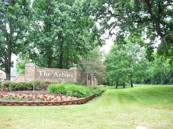 4299 Pine Ridge Ct
