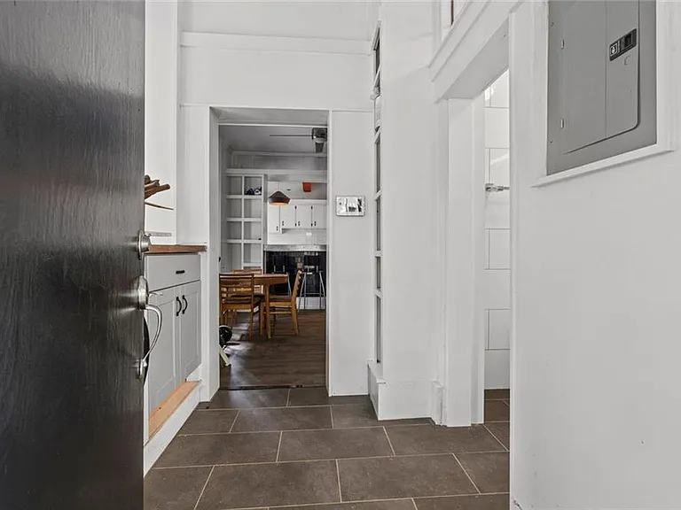 1081 McMillan St NW — Photo 3