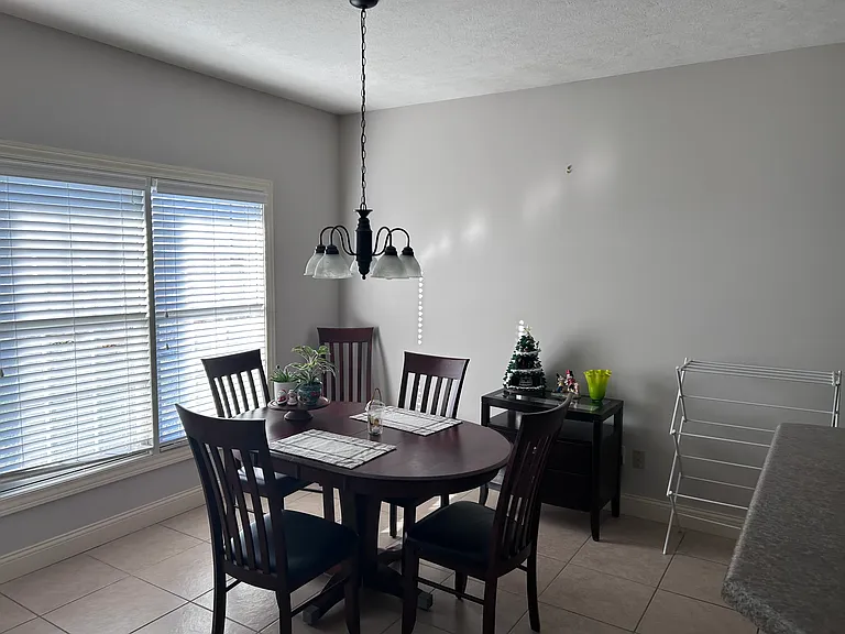 3813 Liberty Cir #3813 — Photo 8
