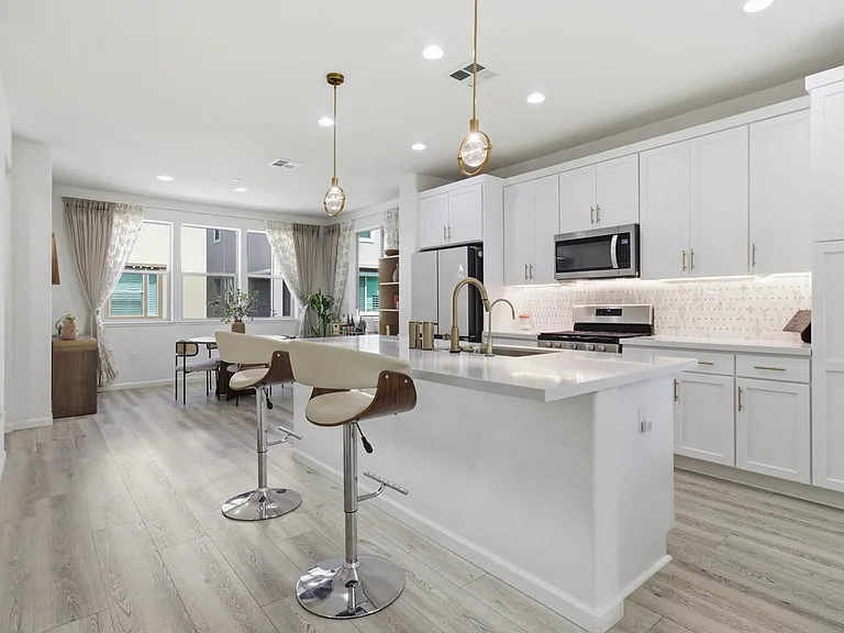 2850 Saltpond Cmn — Photo 5