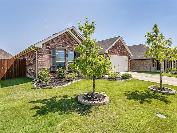2nd image of 608 Rocky Haven Ct
