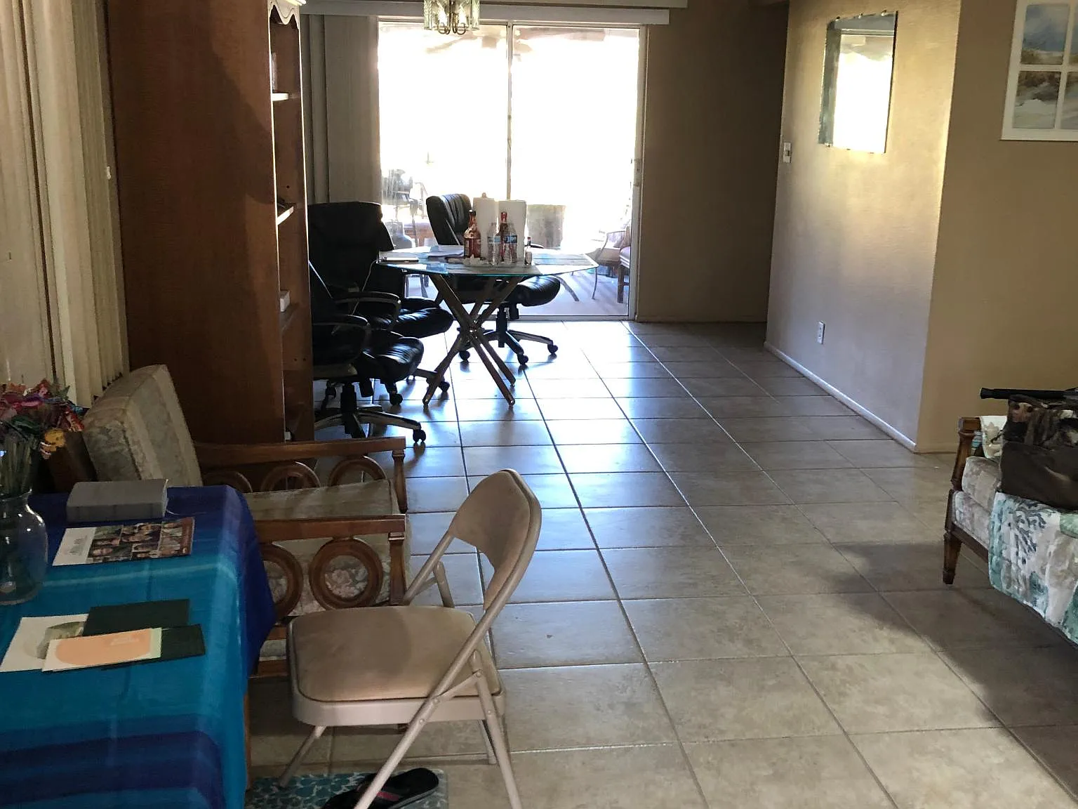 2 bed, 900 sqft, $1,500 — Photo 3