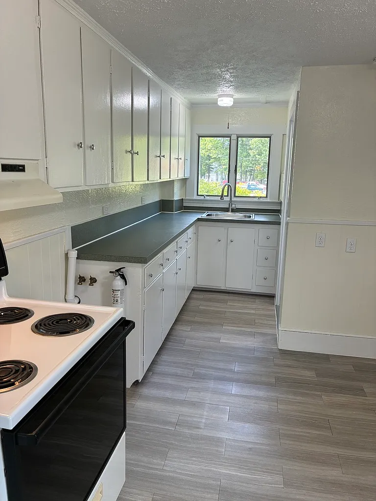 1 bed, 640 sqft, $1,950 — Photo 1