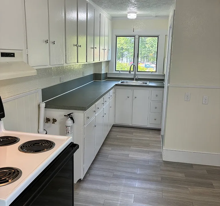 14 Glenwood St #2