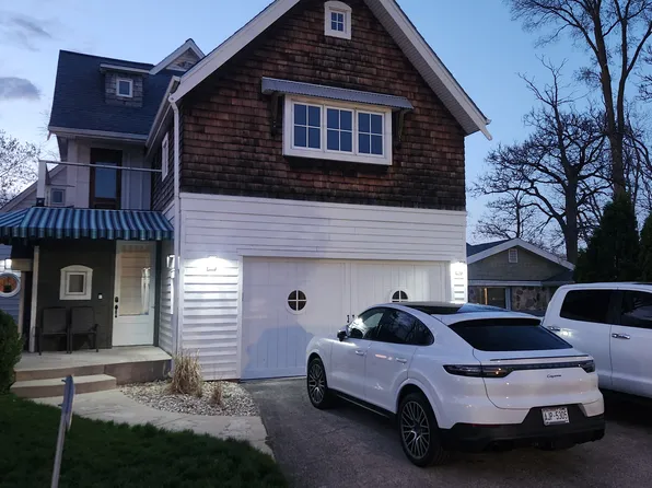 N50W35066 Wisconsin Ave, Okauchee, WI 53069