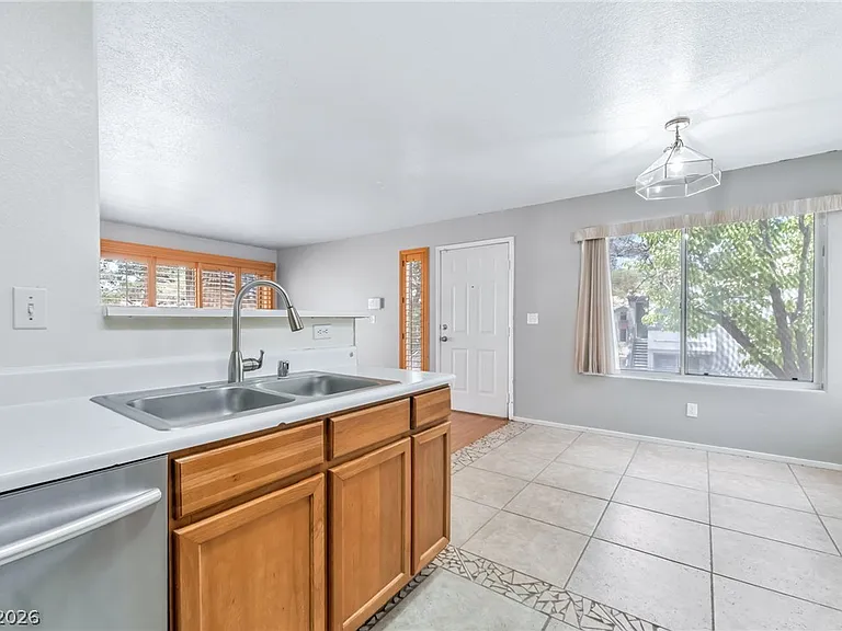3125 Casey Dr #202 — Photo 11