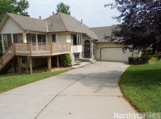 2027 Vienna Ln, Eagan, MN 55122