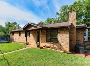 15 Gaddy Rd, Weaverville, NC 28787