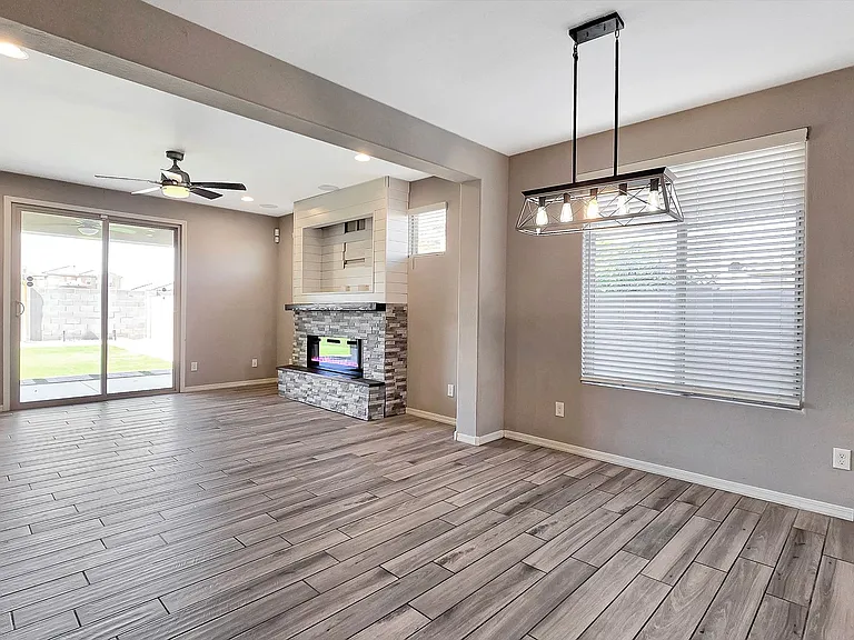 17156 W Lincoln St — Photo 12