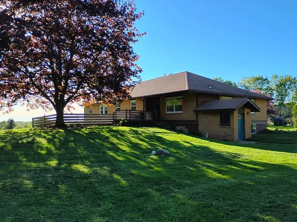 17792 22 Mile Rd, Tustin, MI 49688