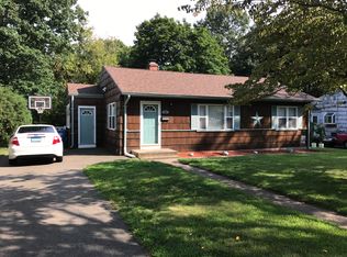 57 W Side Dr, Hamden, CT 06514