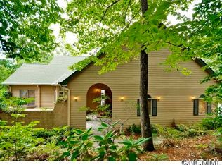 495 Webb Cove Rd, Asheville, NC 28804